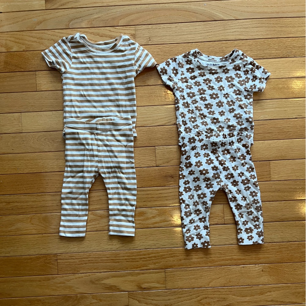 Old Navy Matching Set Bundle 6-12 mo